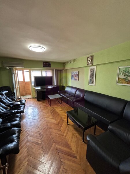 Apartament 3 camere Decebal stradal
